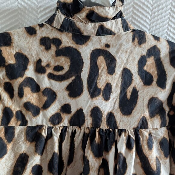 H&M Ruffle Leopard Print Blouse High Collar Oversized Crop Size Small - Picture 6 of 15
